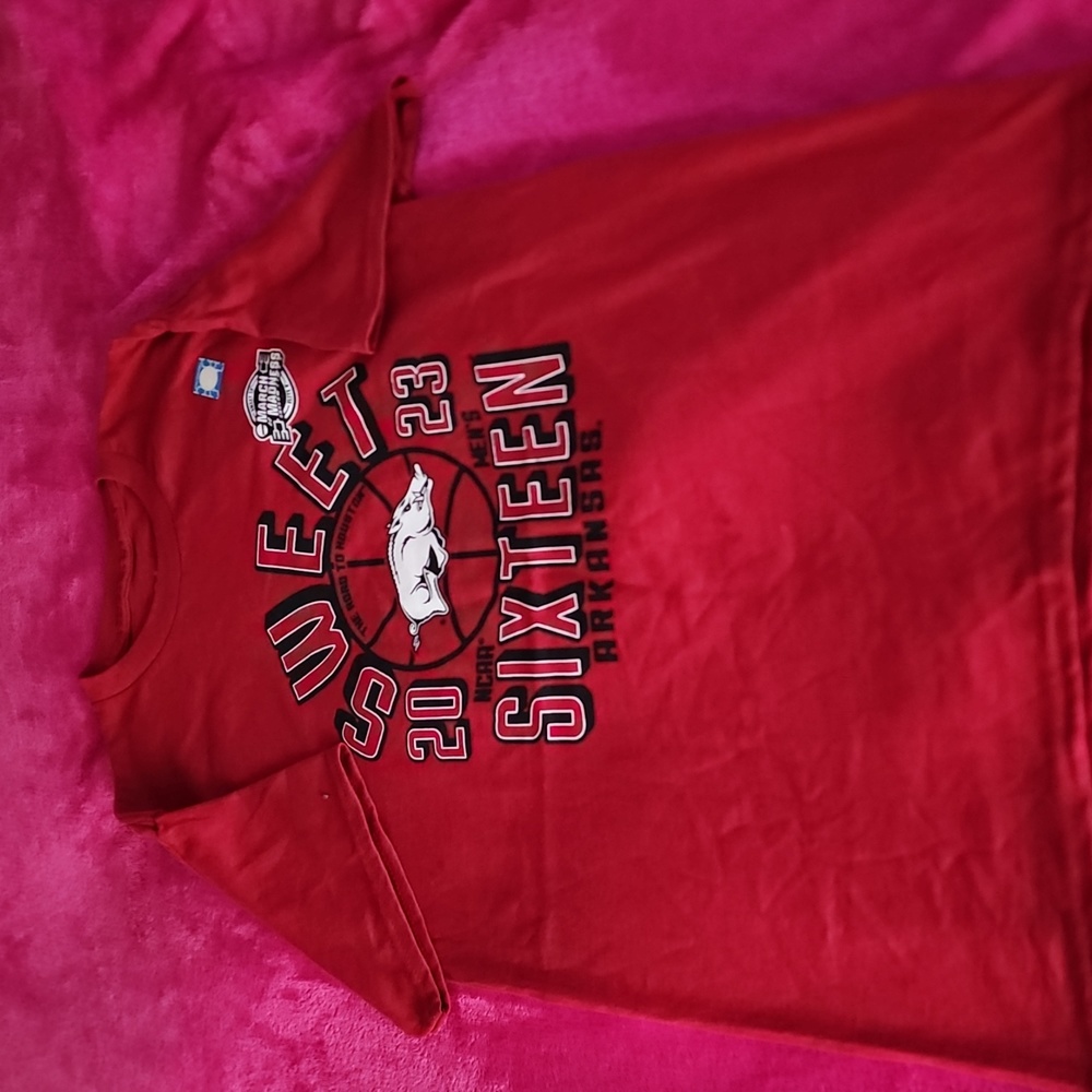 NCAA Arkansas Razorbacks Tshirt